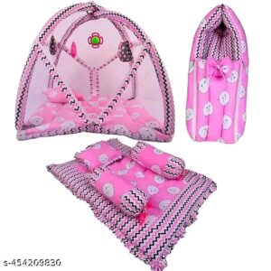 Voguish New Born Baby Gifts (Bedding Set)