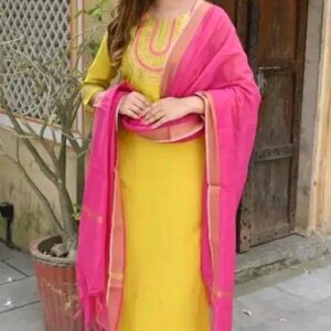 Trendy Sensational Women Kurta Sets
