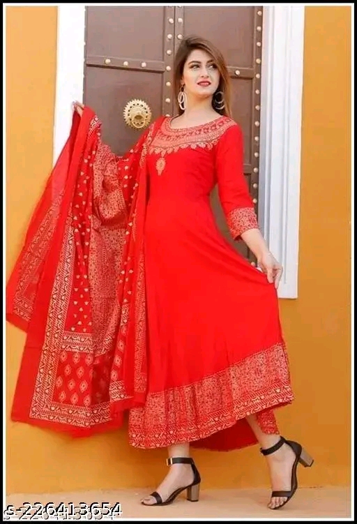 Aakarsha Superior Women Dupatta Sets