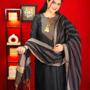 Trendy Fashionable Women Kurta Sets