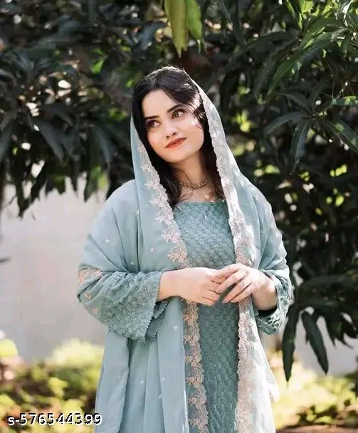 Silk Women Kurti With Dupatta & Bottomwear - Image 2