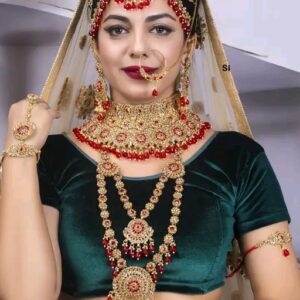 Diva Glittering Jewellery Sets