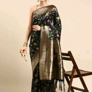 Women Banita Refined Sarees
