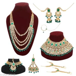 Feminine Beautiful Jewellery Sets