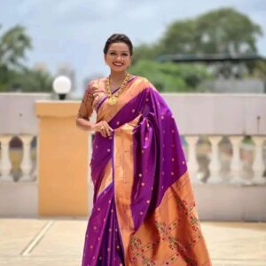 Women Banita Attractive Sarees