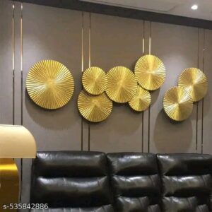 Alluring Wall Decor & Hangings