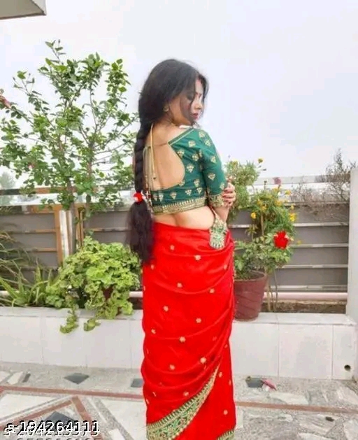 Women Alisha Attractive Sarees - Image 3
