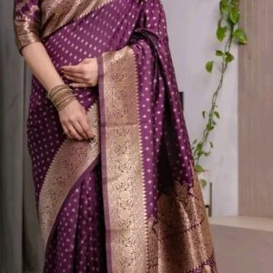 Women Aagyeyi Refined Sarees