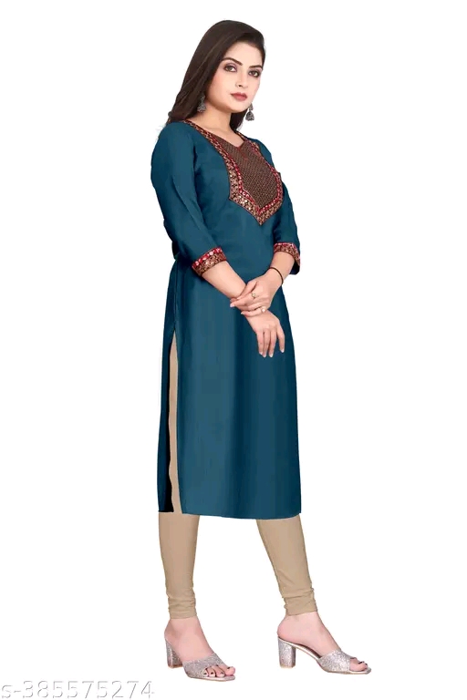 Abhisarika Fashionable Women Kurtis - Image 3