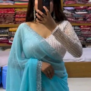 Aakarsha Fashionable Sarees