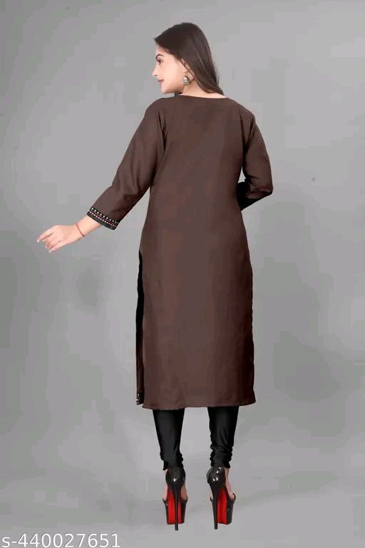 Aagam Fashionable Kurtis - Image 4