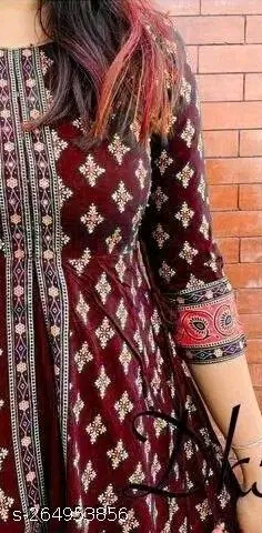 Abhisarika Voguish Kurtis - Image 3